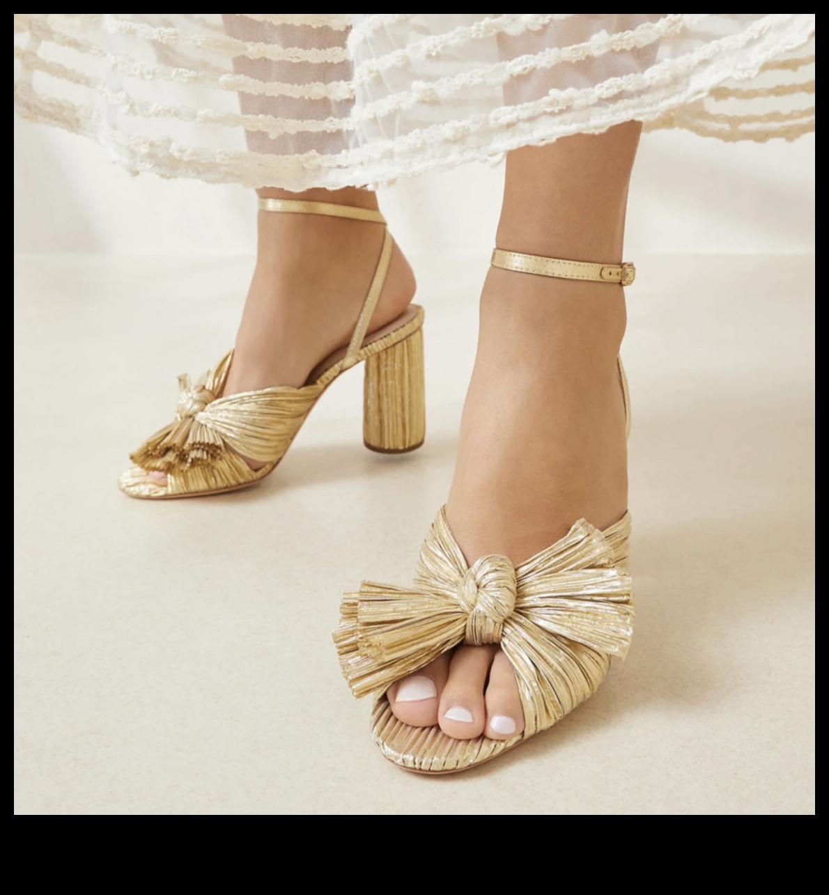 Walk in Splendor A Luxurious Collection of Bridal Shoes 2 Walk in Splendor: Bridal Shoes of Opulent Luxury