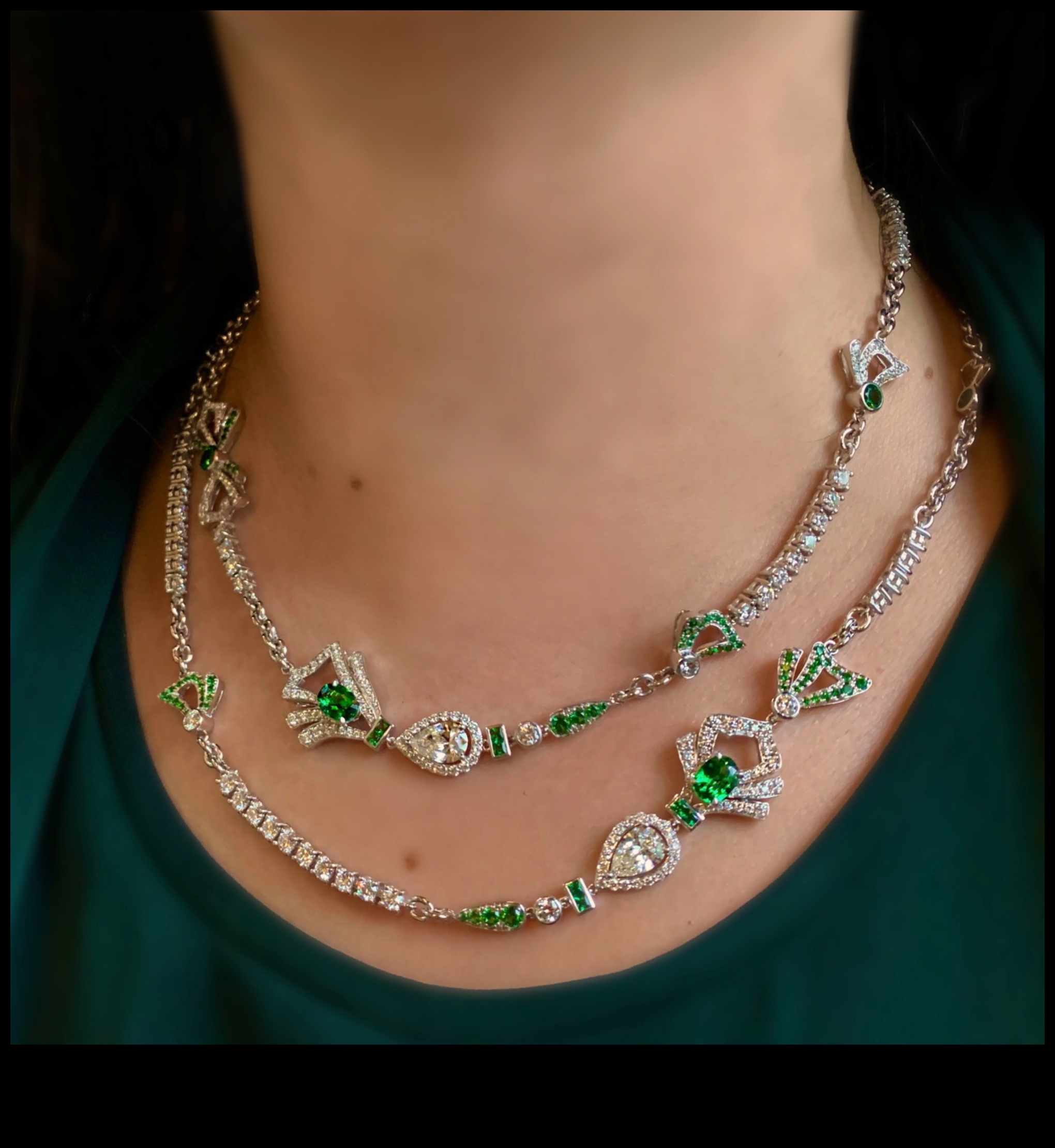 Meticulous Makeovers: Precision-Driven Jewelry Restoration