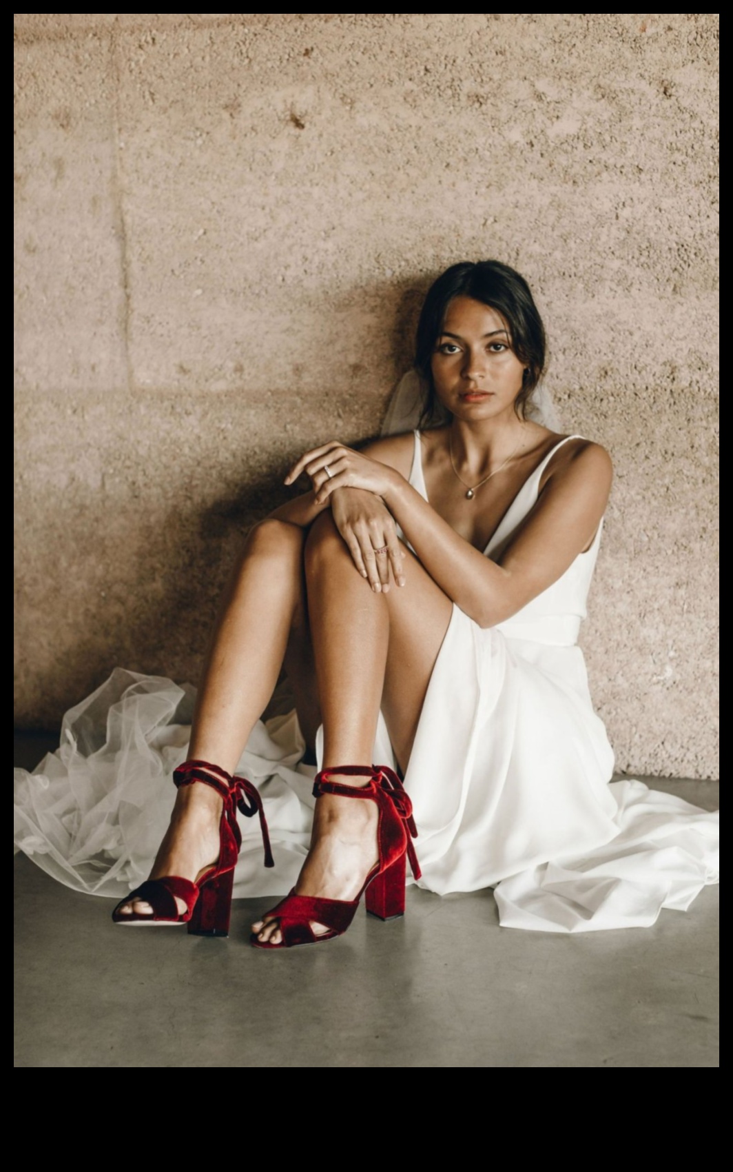 Walk in Splendor Μια πολυτελής συλλογή από νυφικά παπούτσια 1 Walk in Splendor: Bridal Shoes of Opulent Luxury