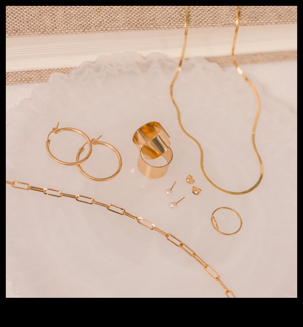 Μινιμαλιστικό κομψό κόσμημα The Understated Allure of Less 1 Understated Allure: Embrace Minimalist Chic στα κοσμήματα